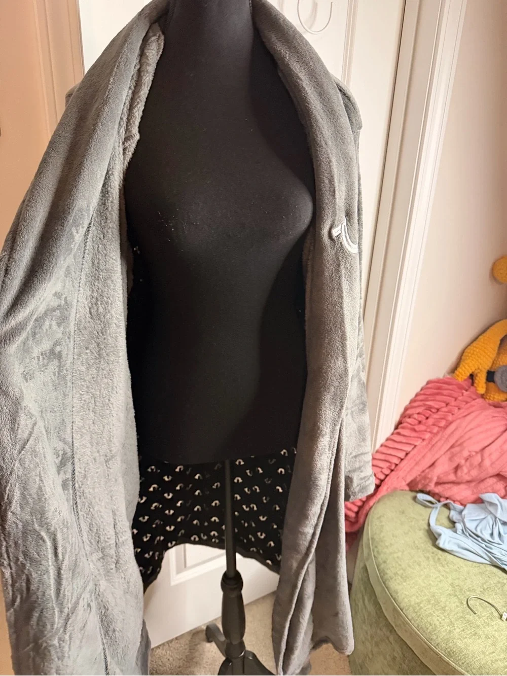 True Religion Plush Gray Shawl-Collar Robe with Belt